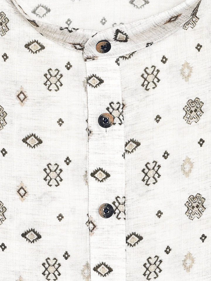 Men’s Off-White Cotton Printed Kurta with Geometric Accents 30045