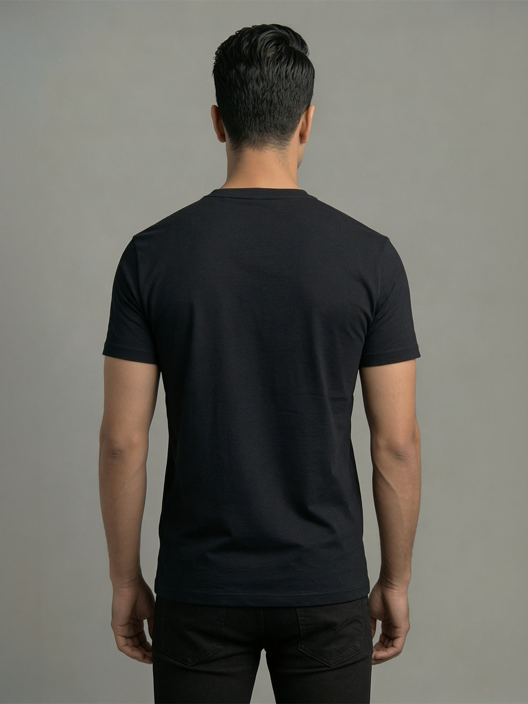 Men's Black Regular Fit Round Neck T-Shirt Crisper