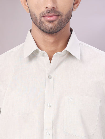 Men's Olive Green Color Tissue Shirt close view